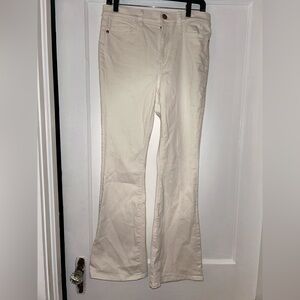 Womens High Rise Flare Loft cream colored jeans size 6 inseam 29”